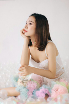 打扑克不盖被子图片大全